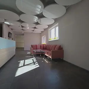  Hotel Advenus Ukraine